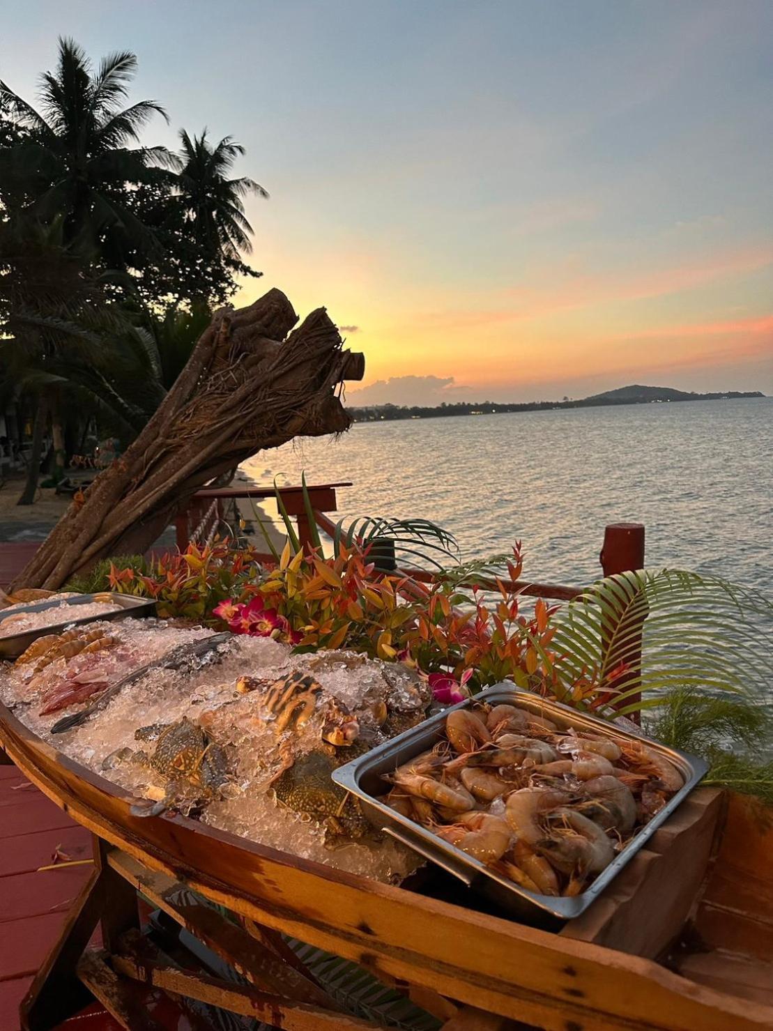 Adarin Beach Resort Mae Nam Εξωτερικό φωτογραφία