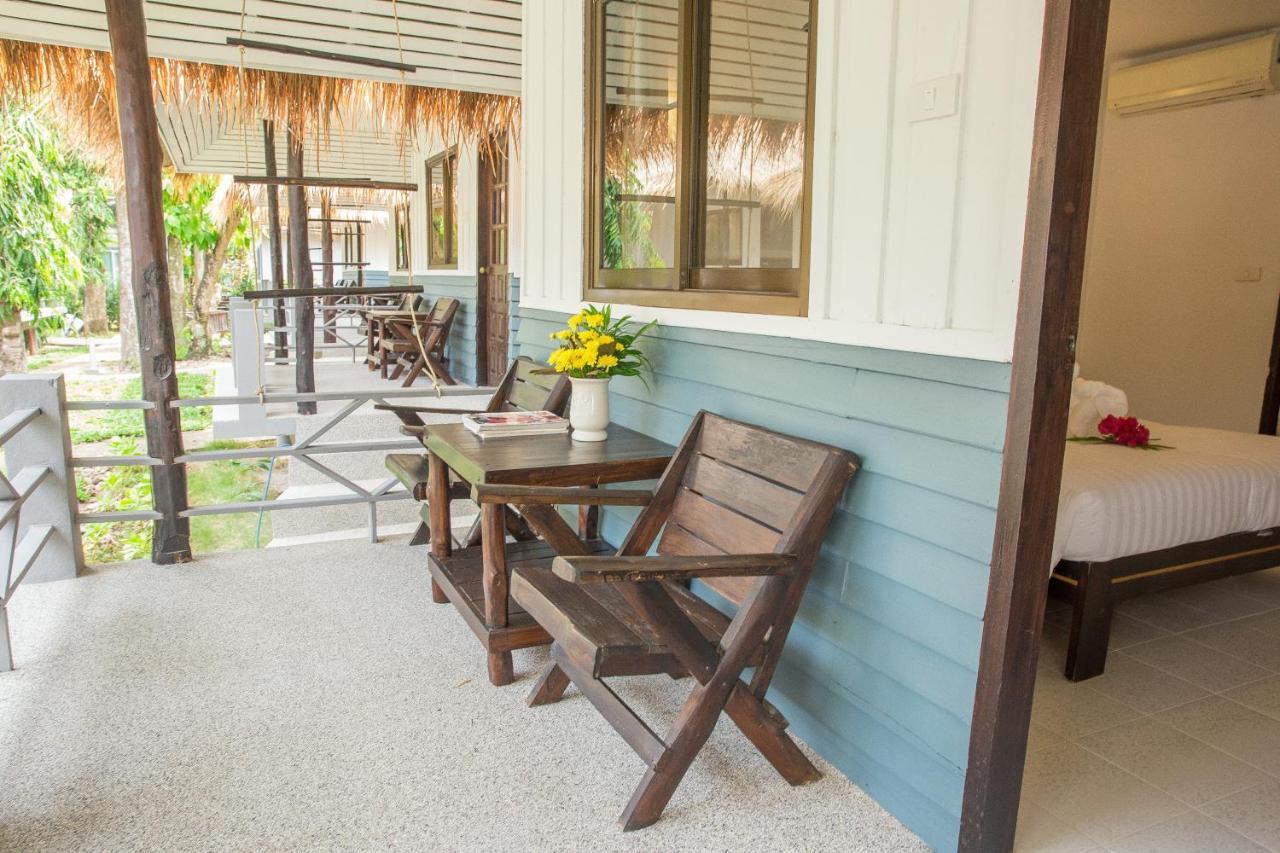 Adarin Beach Resort Mae Nam Εξωτερικό φωτογραφία